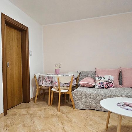 Apartment Miska & Studio Roki Dračevac エクステリア 写真