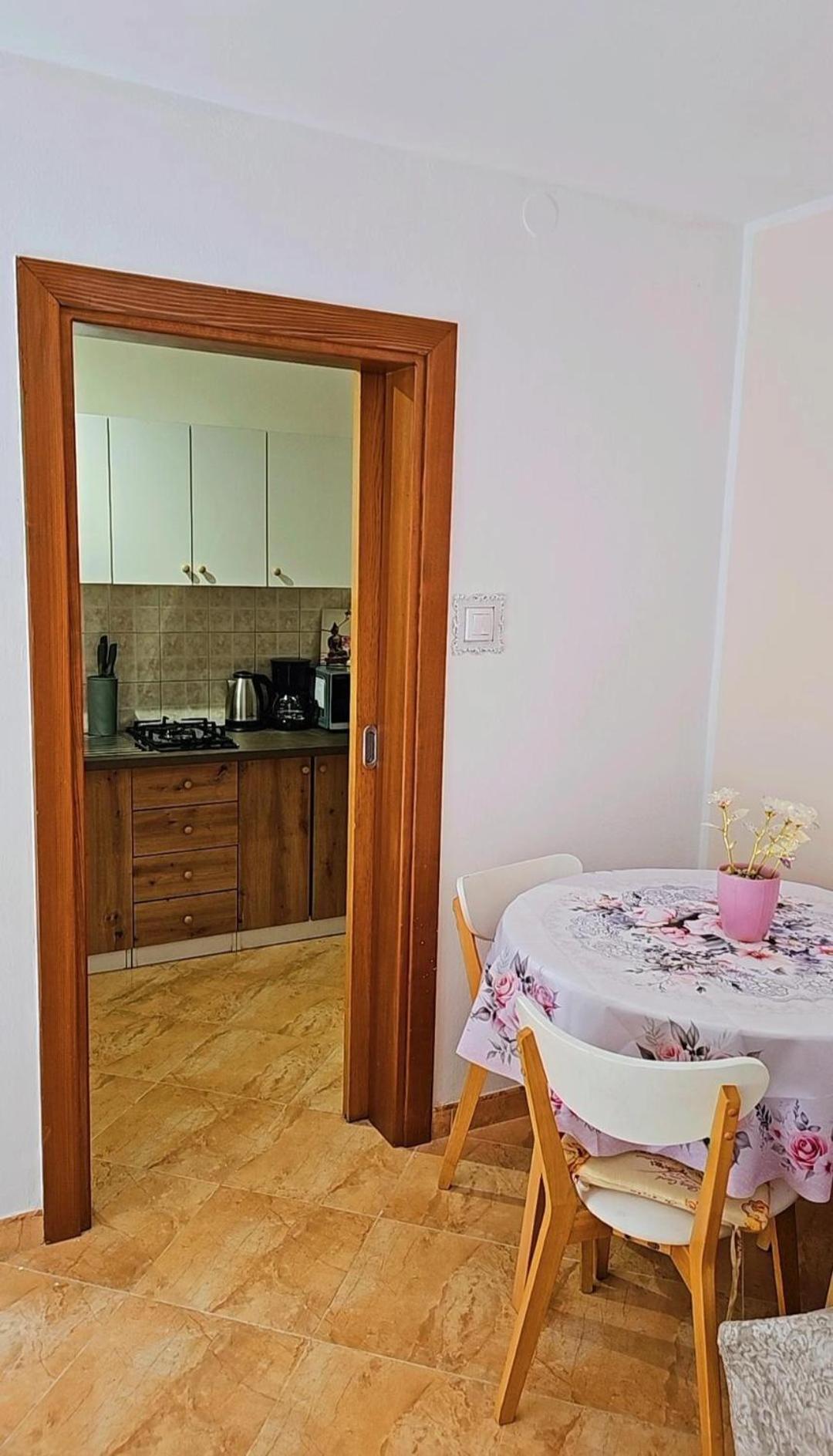 Apartment Miska & Studio Roki Dračevac エクステリア 写真