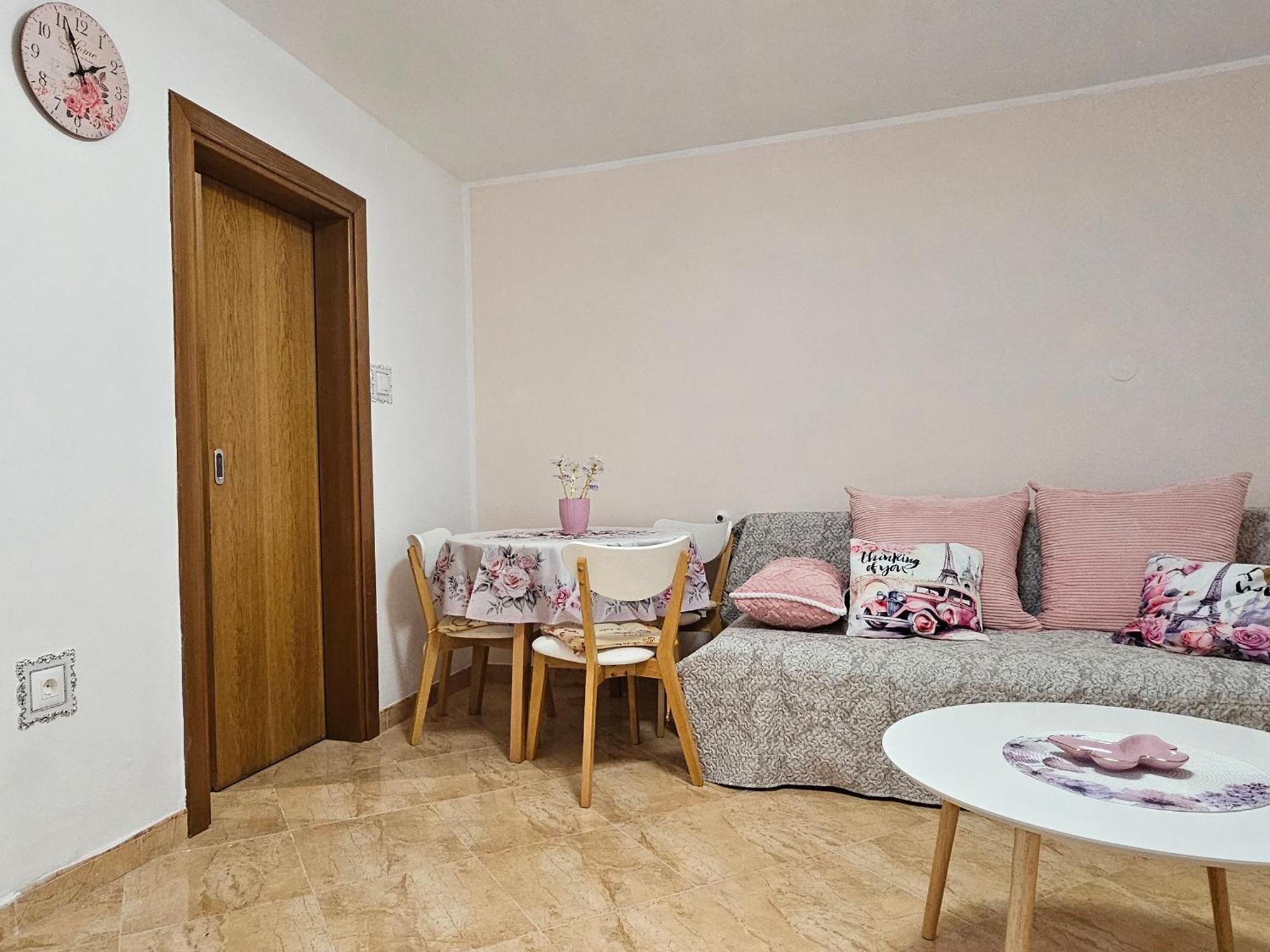 Apartment Miska & Studio Roki Dračevac エクステリア 写真